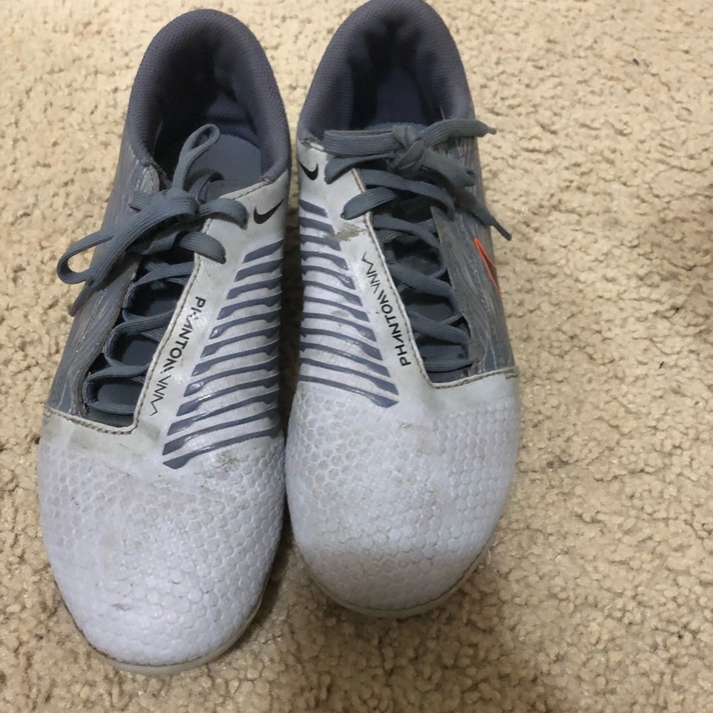 nike phantom soccer cleats
